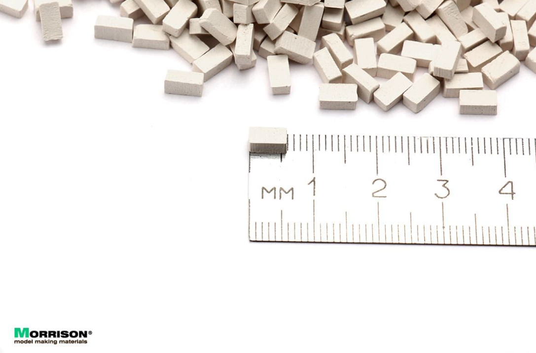 023mbb43  Мини кирпичики для диорам белые М 1:43 (500 шт.)