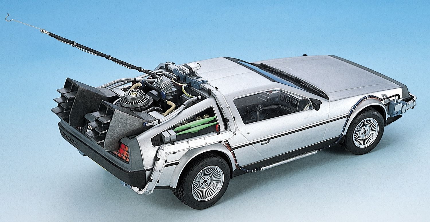 05916 Back To The Future DeLorean from Part I Aoshima