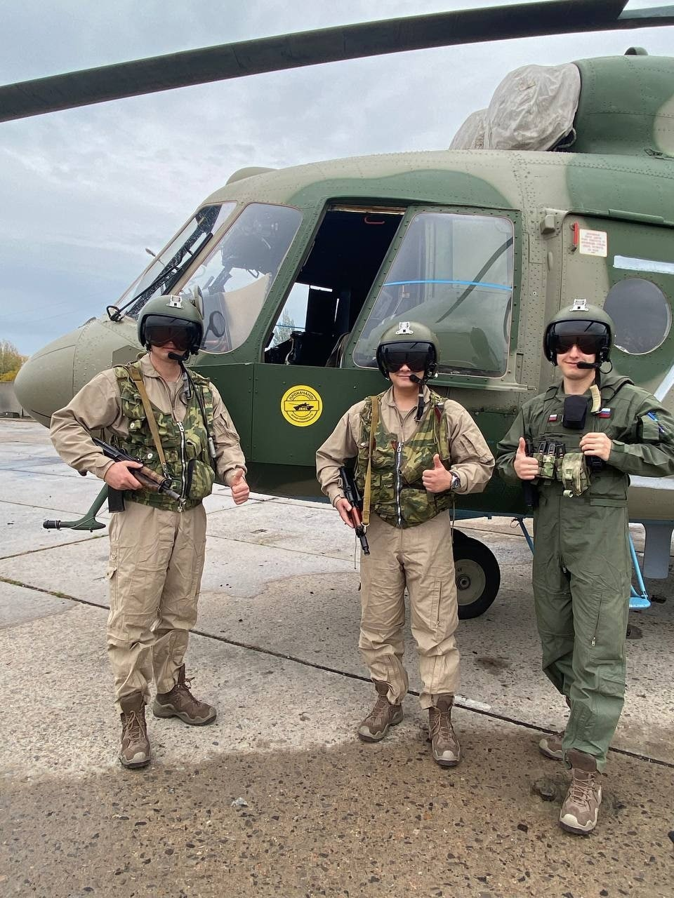 AM48261 Фигуры вертолетчиков Arma Models