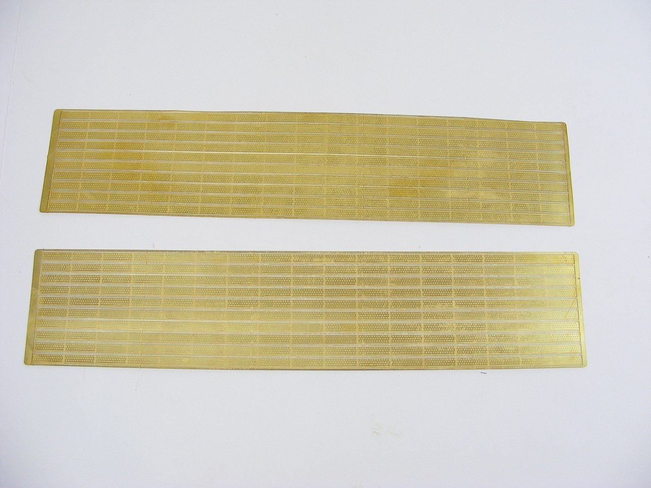 072212 Обшивка судов 18-19 века (1:72), 4,75*17 мм, 340 пластин