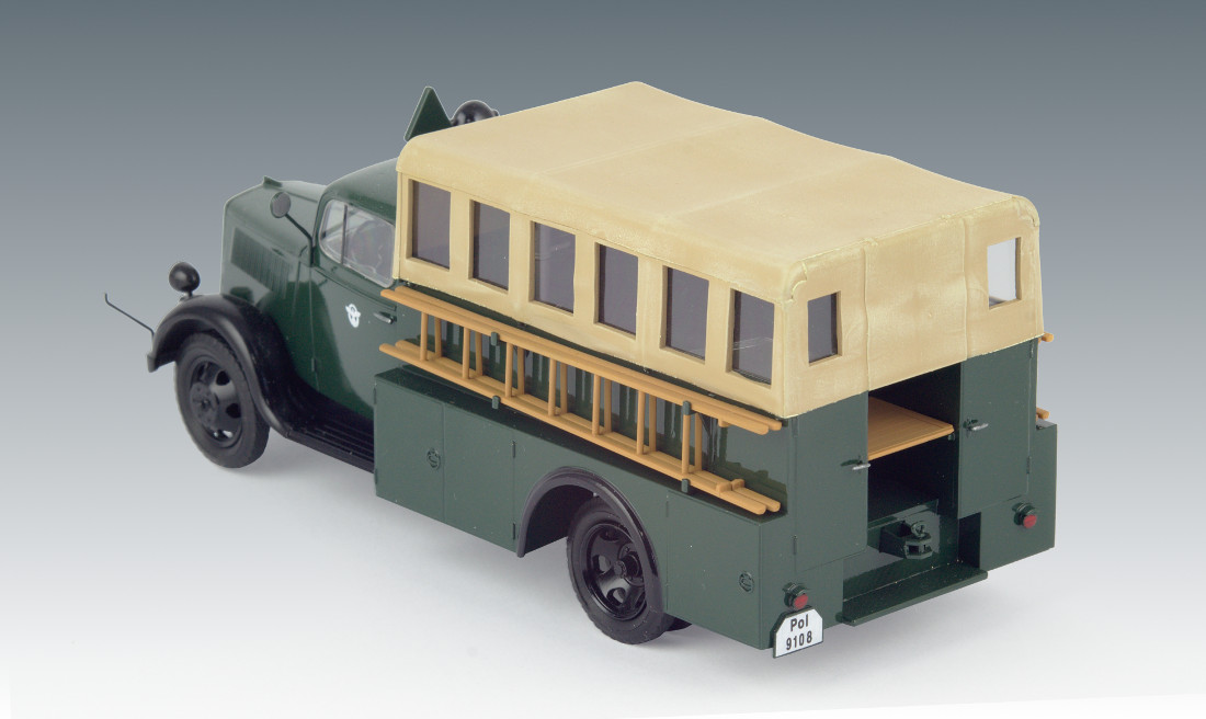 35403 Typ 2,5-32 KzS 8, Германский легкий пожарный автомобиль ІІ МВ ICM