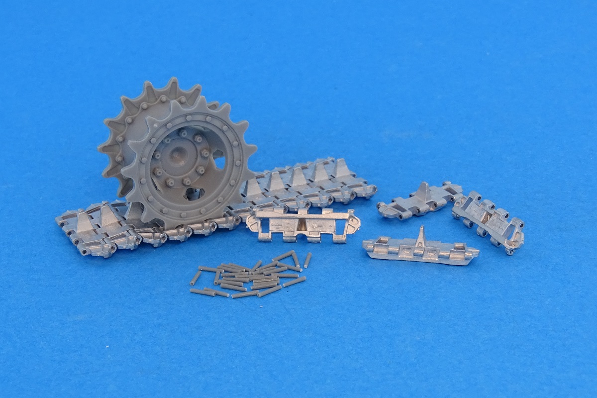 MTL-35206 Tracks for MERKAVA Mk.2b,  Achzarite late, Magach 6B BATASH