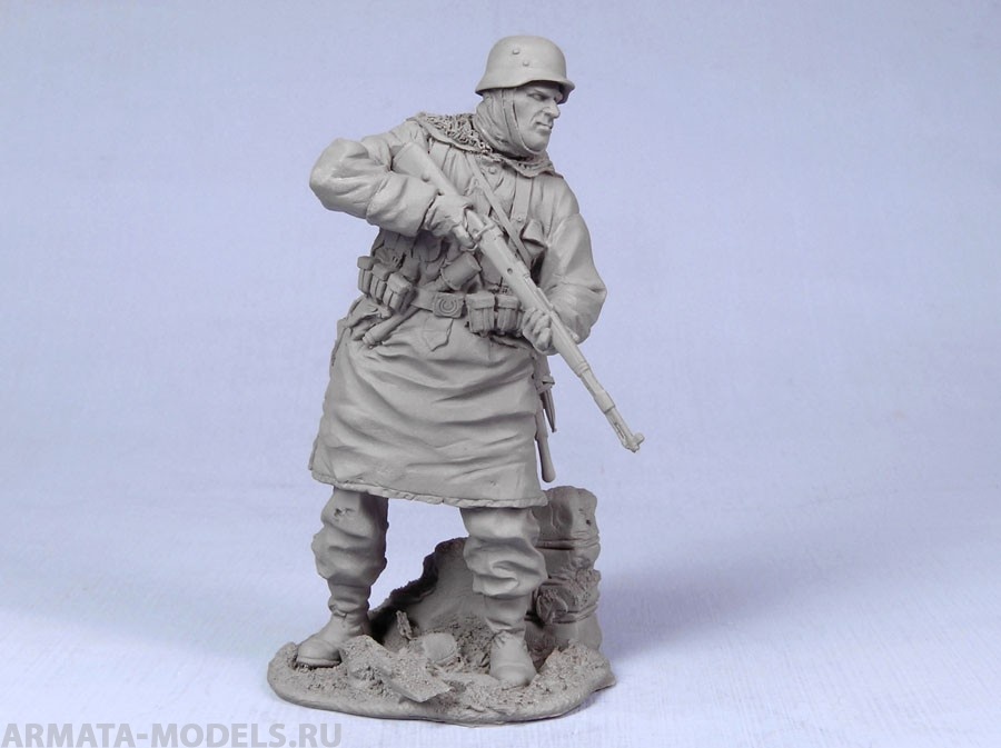 Т-35032 Пехотинец СС II,с подставкой (Харьков, зима 1943 г) Tank