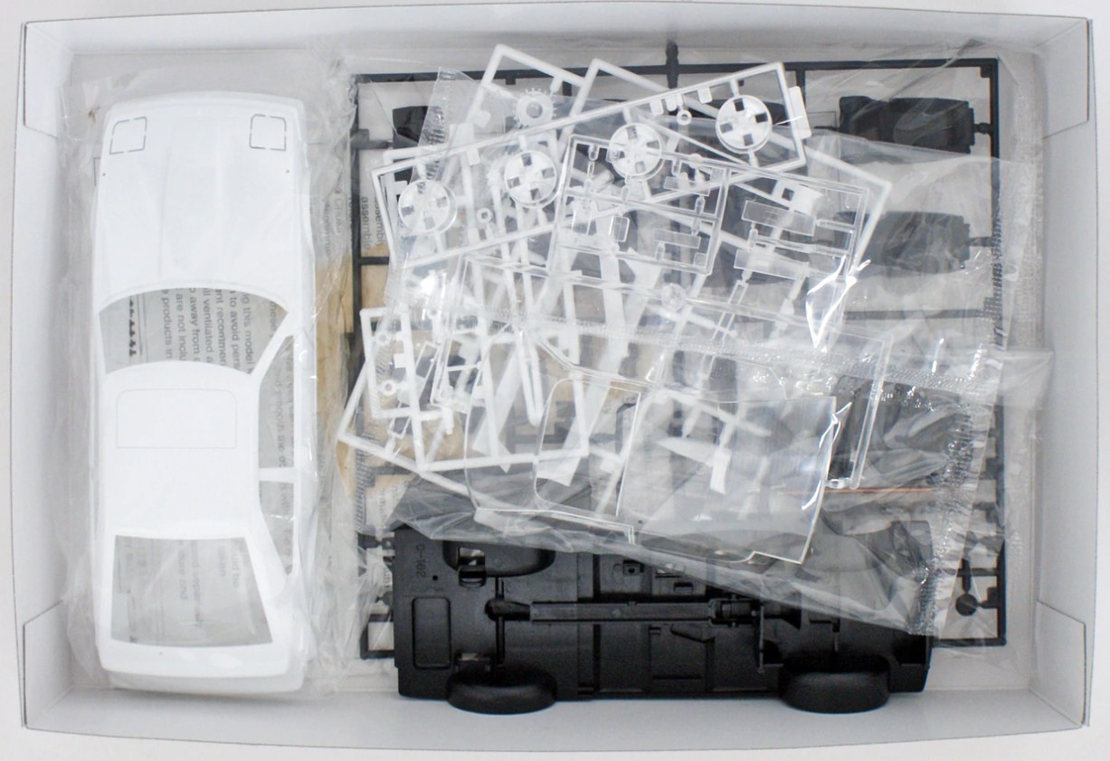 05850 Toyota Celica MA61 XX 2800GT '82 Aoshima