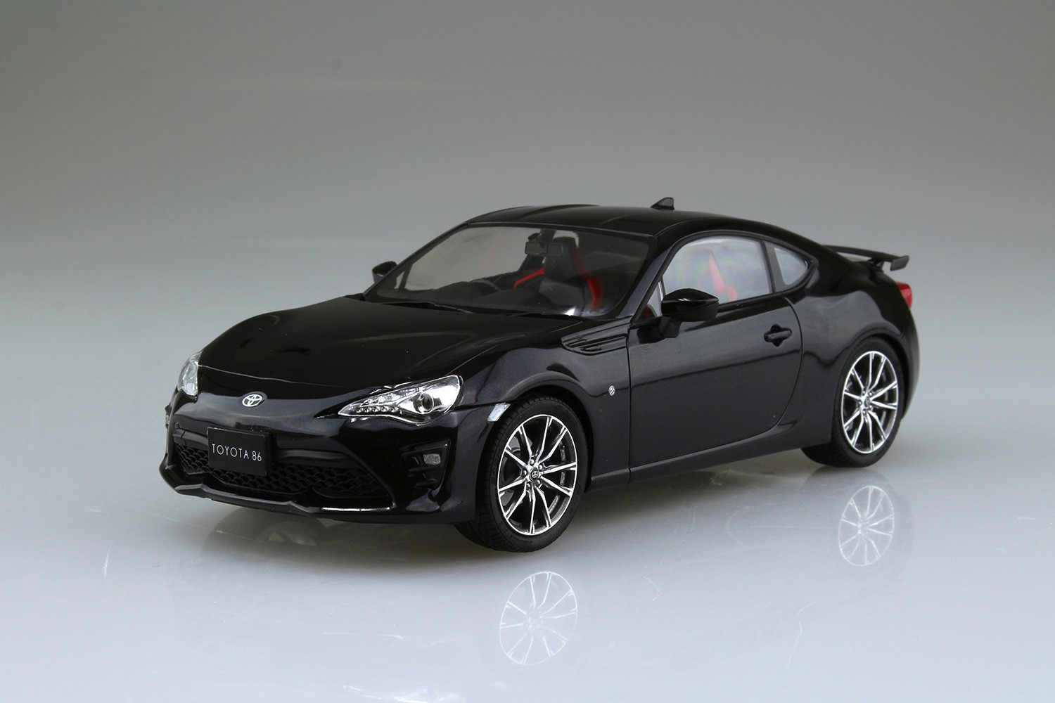 05648 Toyota 86 '16 Crystal Black Silica Aoshima
