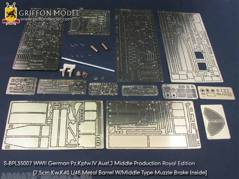 SBPL35007GR WW II German Pz.Kpfw.IV Ausf.J Middle Production Royal Edition(7.5cm Kw.K 40 L/48 Metal Barrel w/Middle Type Muzzle Brake Inside)