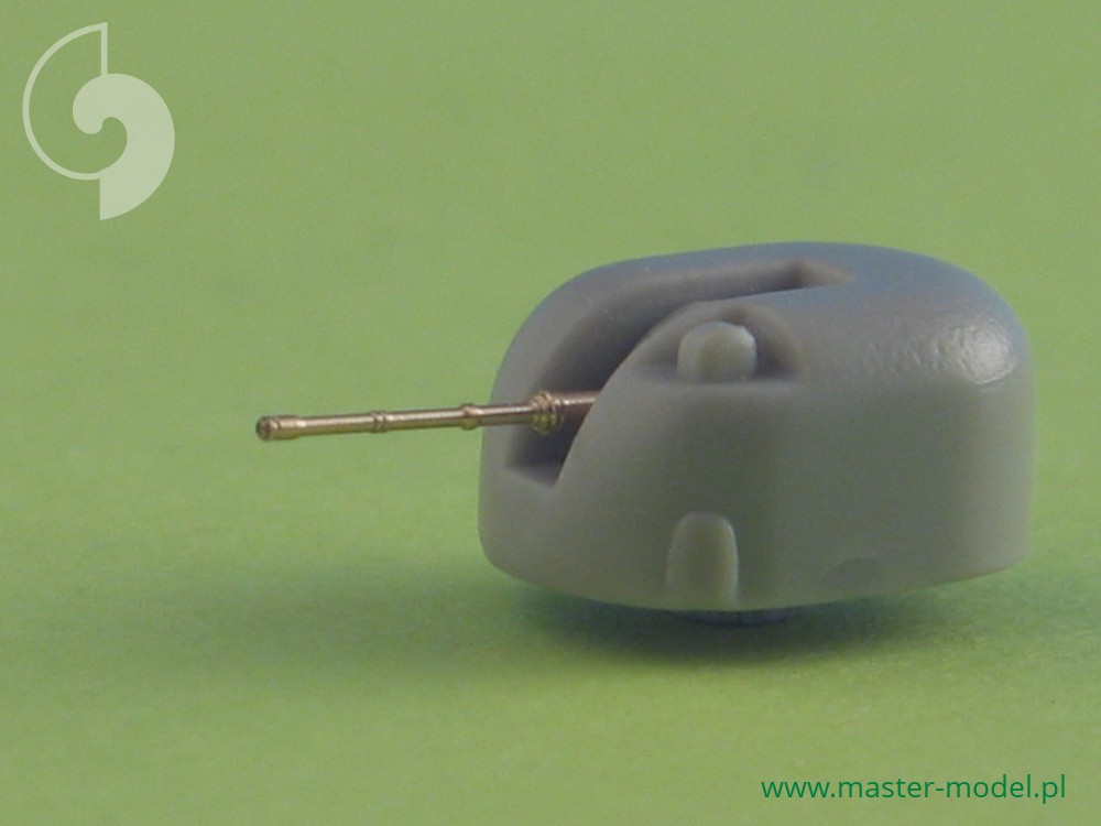 SM-700-019 Россия / СССР 100 мм / 70 (3,9 дюйма) стволов АК-100 (2 шт.) - Адмирал Ушаков, Удалой, Бдительный и Неусрашимый