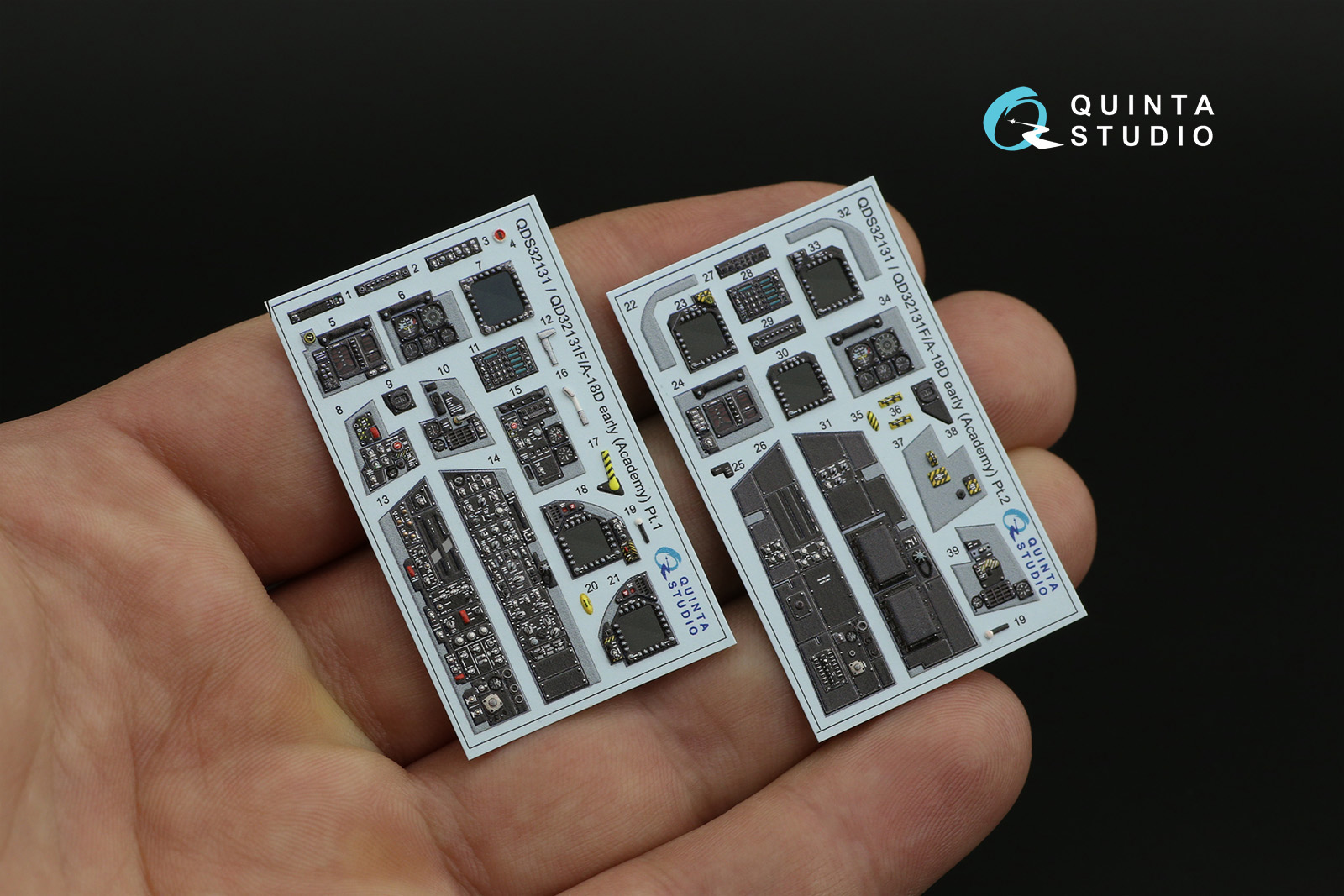 QDS-32131 3D Декаль интерьера кабины F/A-18D Early (Academy) (малая версия)