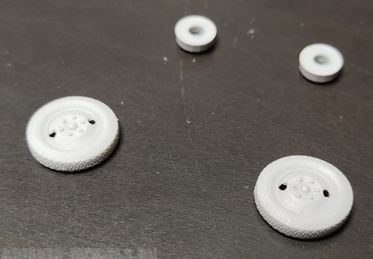 ПРОМО2 1:72 Передние колеса ЗИС-5 + тормозные барабаны