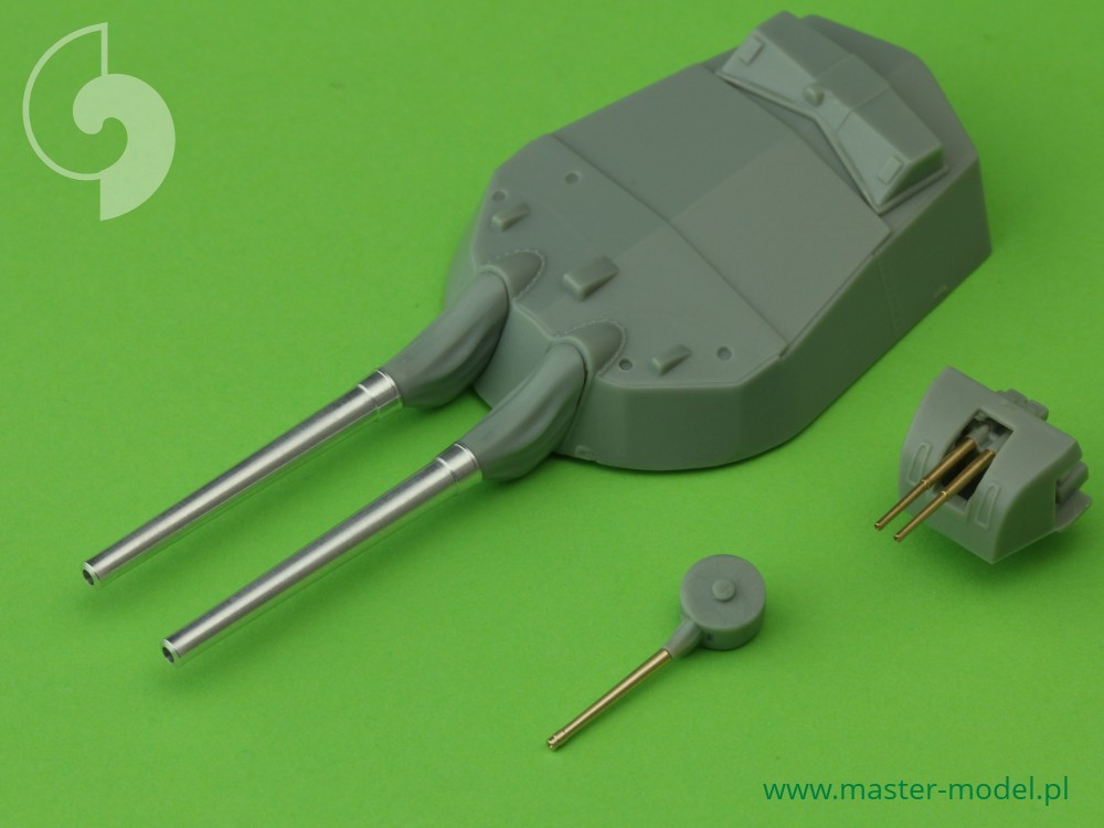 SM-350-068 Вооружение HMS Warspite - стволы 15 дюймов (8 шт.), 6 дюймов (8 шт.), 4 дюйма (8 шт.)