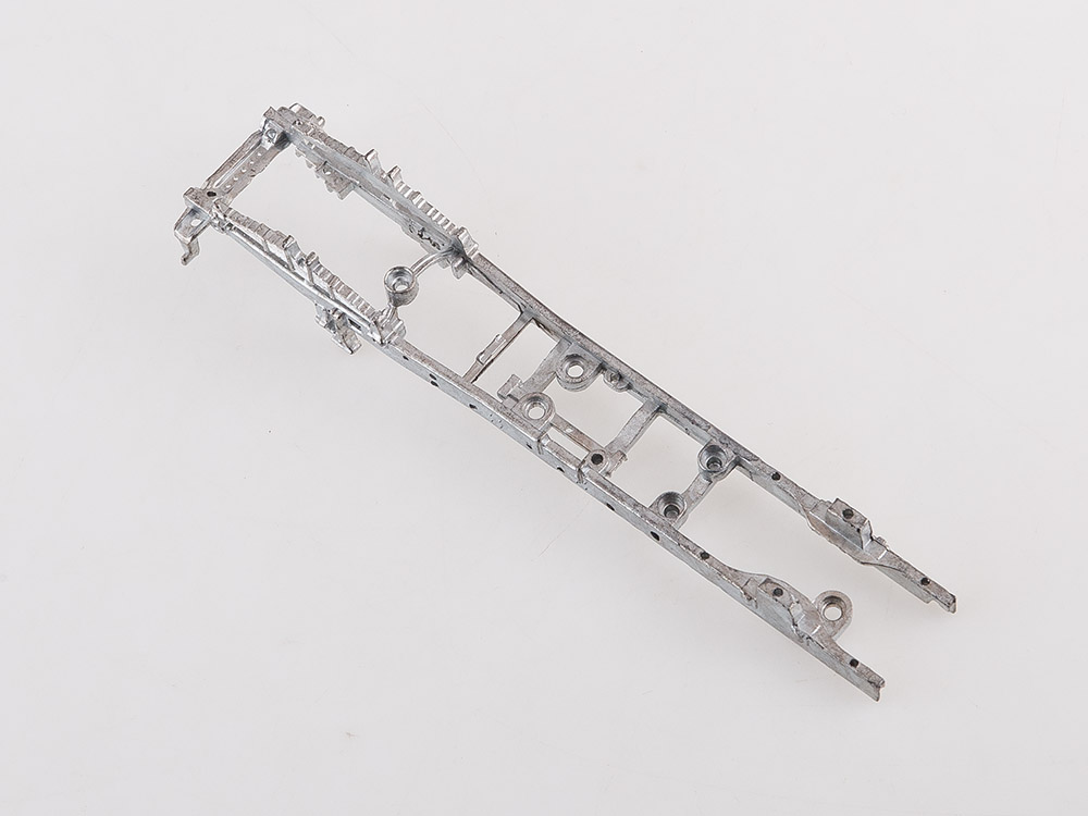 1303AVD КАМАЗ-43118 6x6 бортовой с тентом (рестайлинг) AVD Models