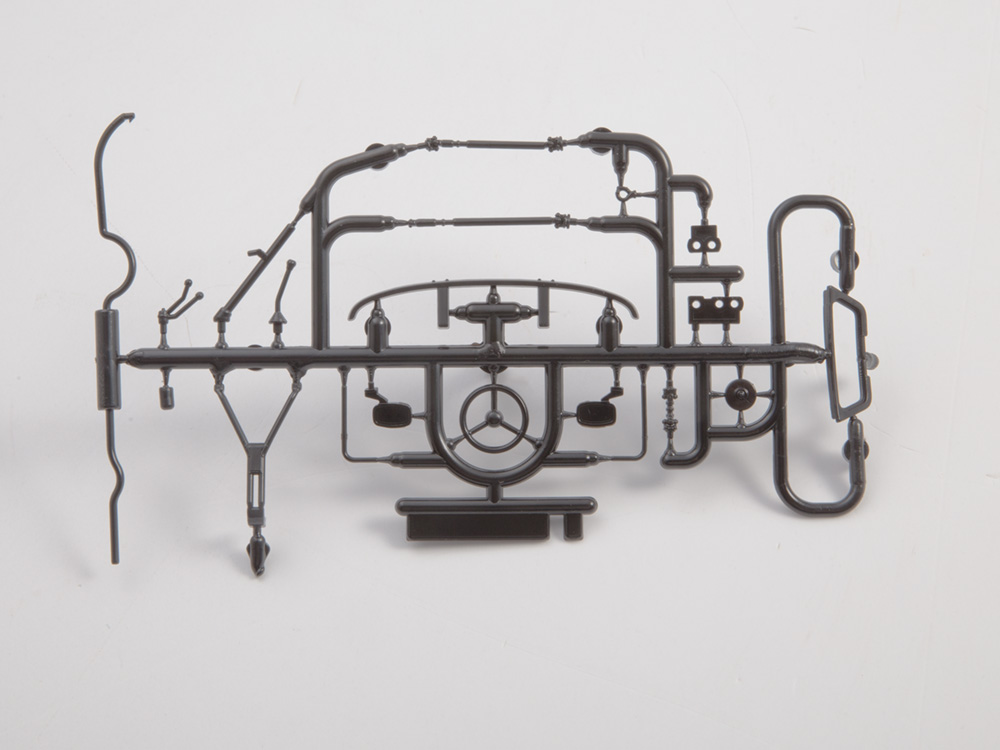 1498AVD Сборная модель УАЗ-39095 AVD Models