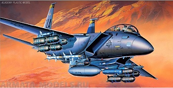 12478 Самолет  F-15E STRIKE EAGLE