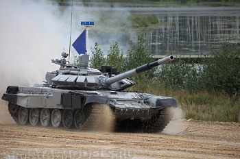 09510P Российский танк Т-72Б3М