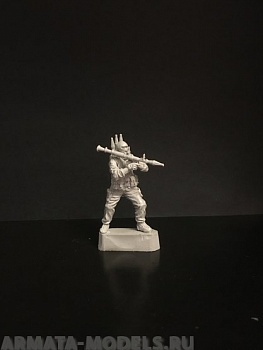 5013ТБ Боец стреляющий из гранатомета стоя