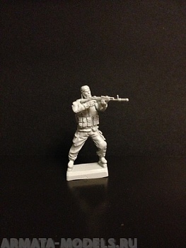 5007ТБ Боец стреляющий из автомата