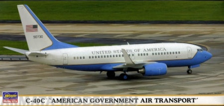 10667 Самолет BOEING C-40C AGAT Hasegawa