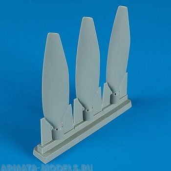 QB32022  Junkers Ju87D Stuka Propeller (kit for Has) 1/32